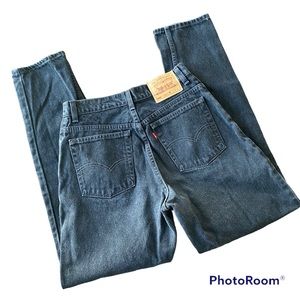 Vintage Levi’s black 550 relaxed fit tapered leg jeans size 12 regular long